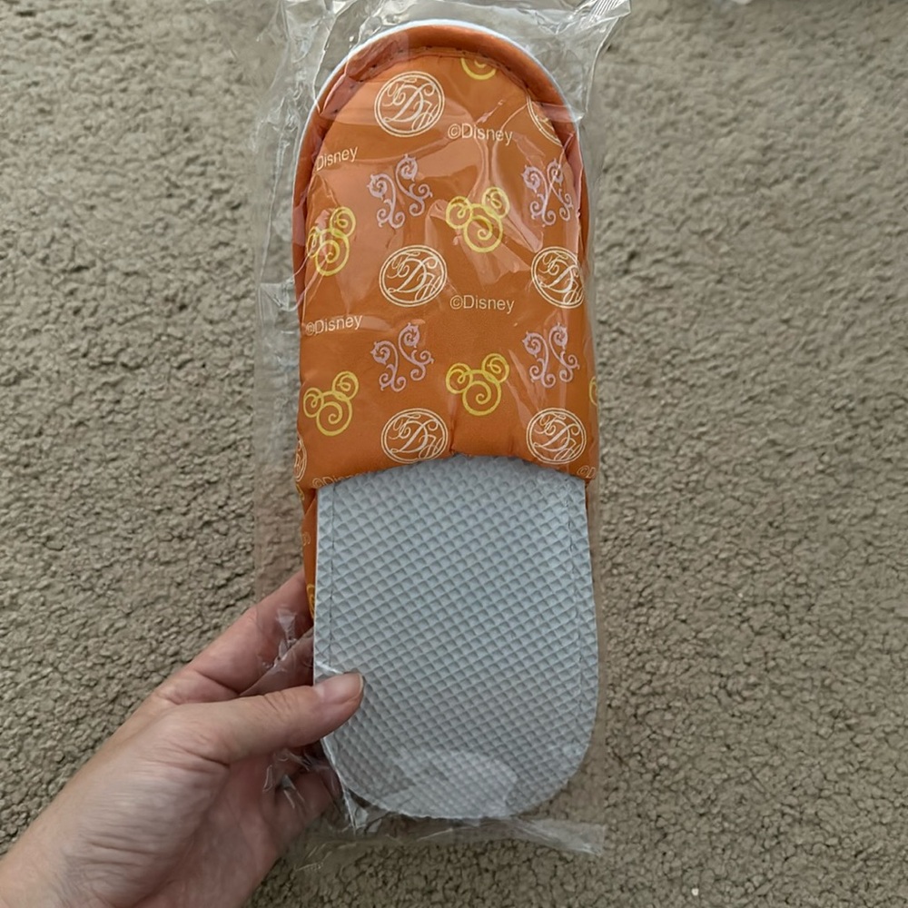 💜5 for $25 New! Tokyo Disneyland hotel kids slippers